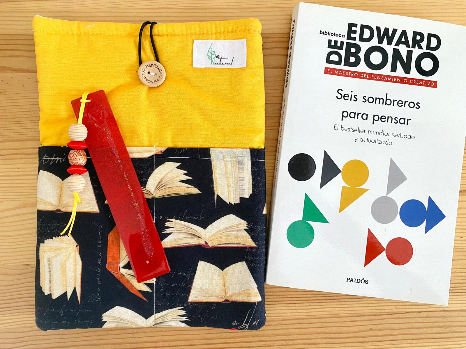 Funda de libro estampado libros