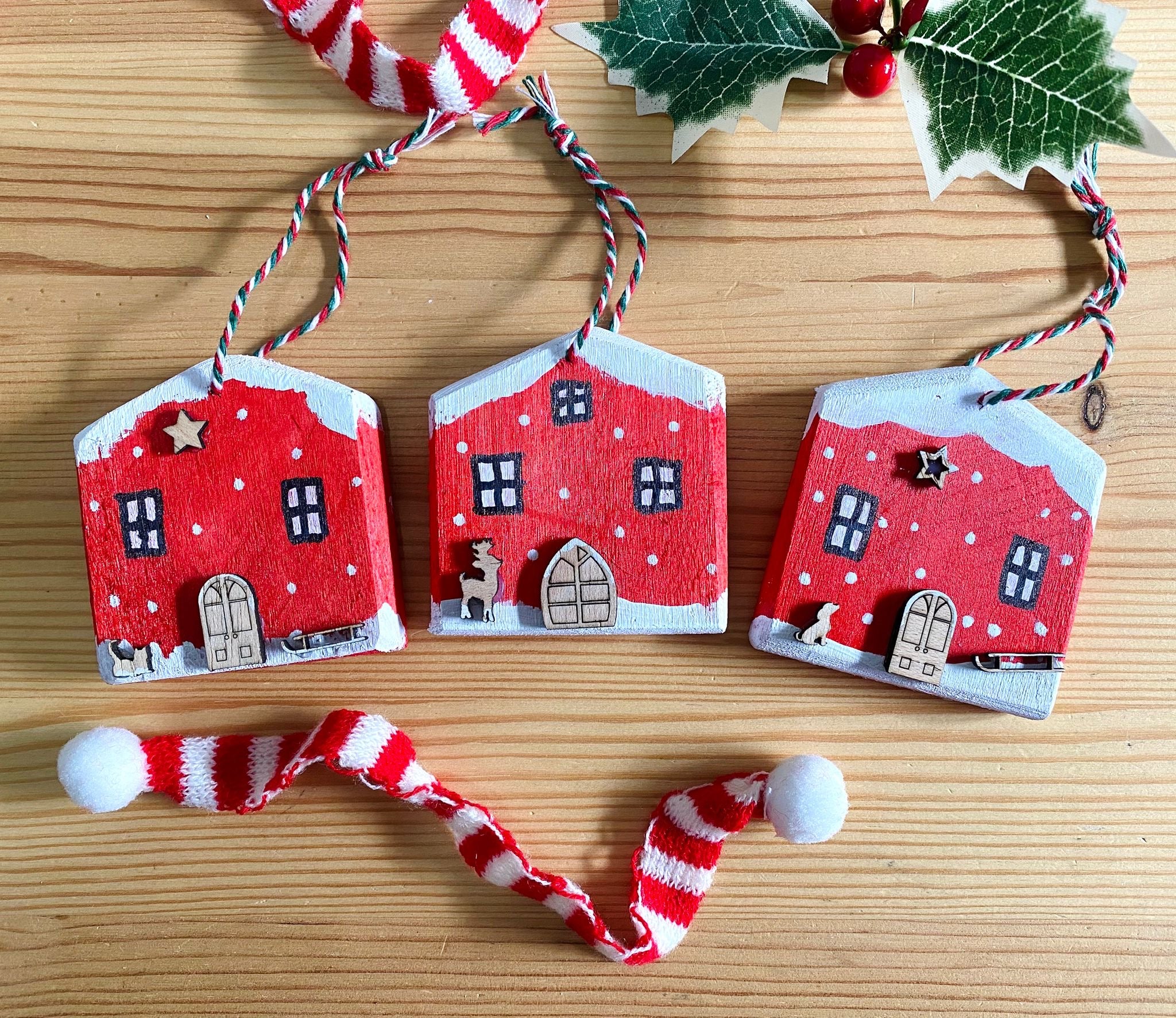 Pack de adornos navideños en forma de casita