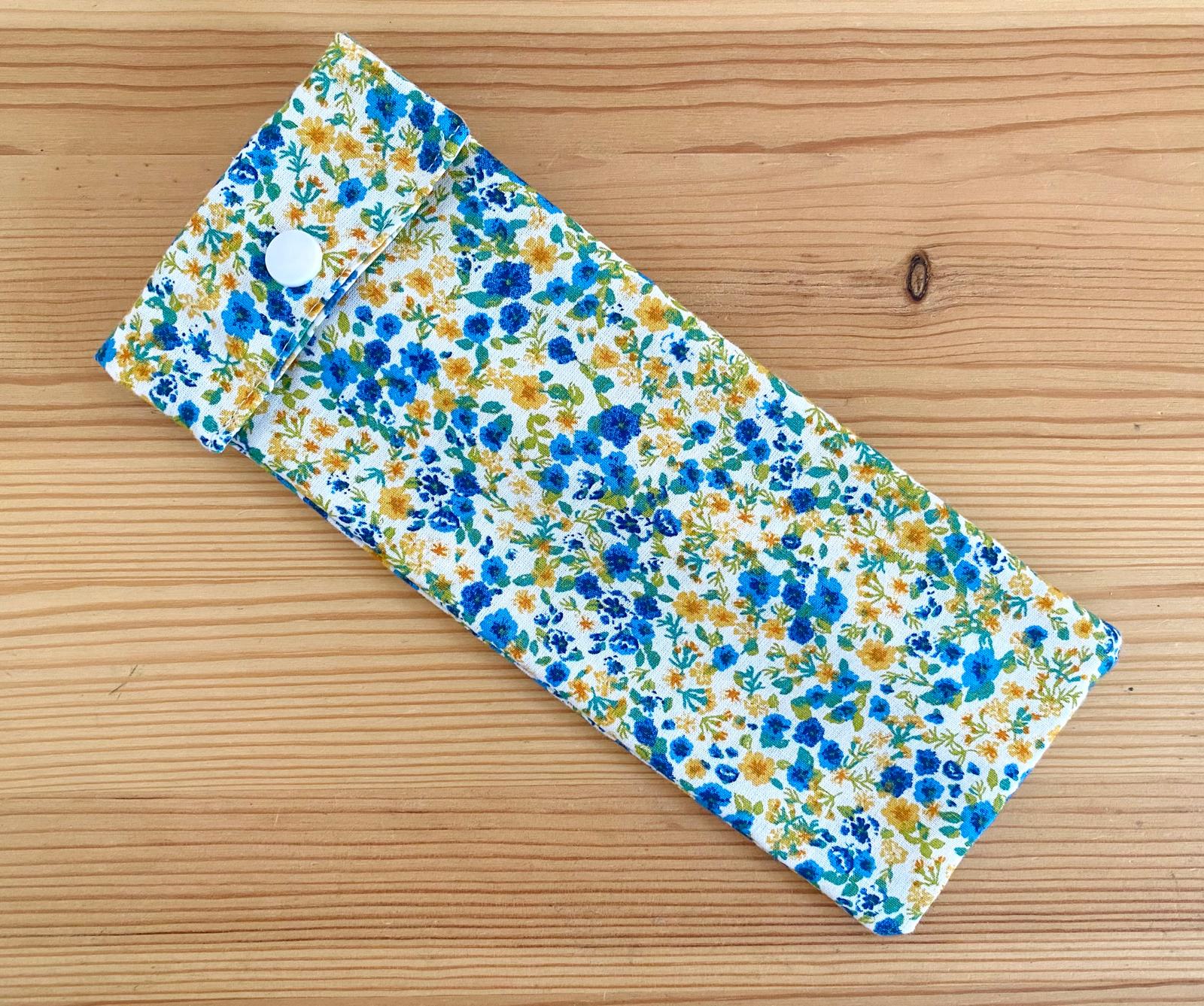 Funda para cepillo de dientes flores azules y amarillas