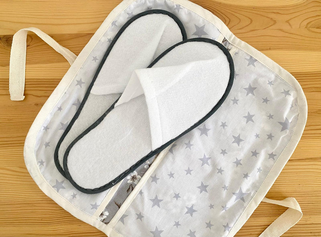 Porta zapatillas Flores Blancas