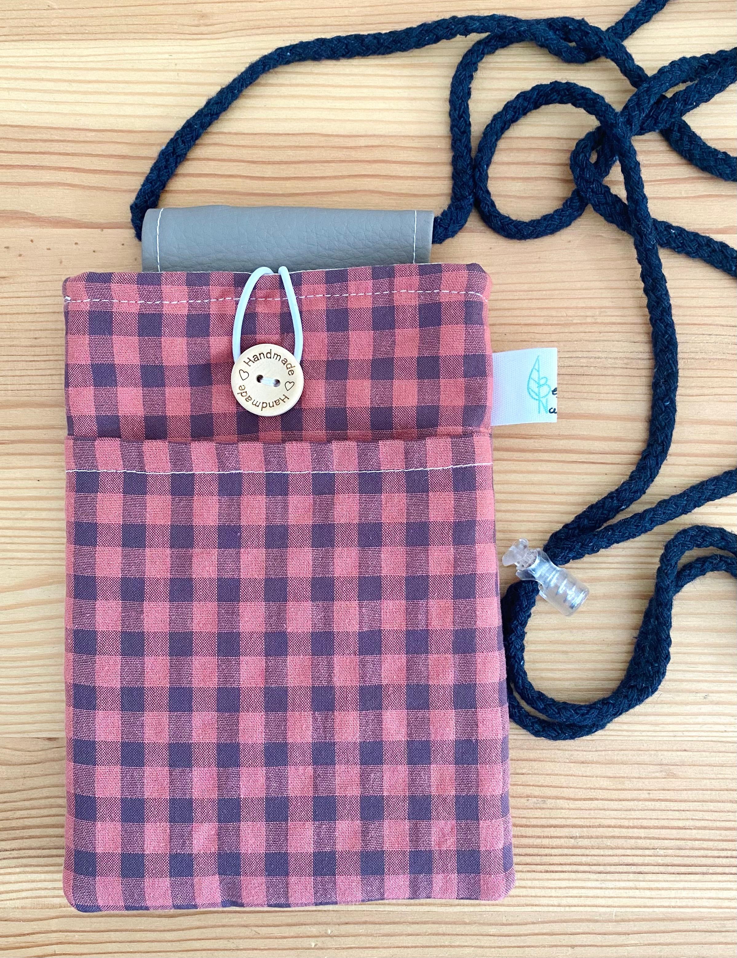 Bolsito para móvil y accesorios Seersucker azul y rosado