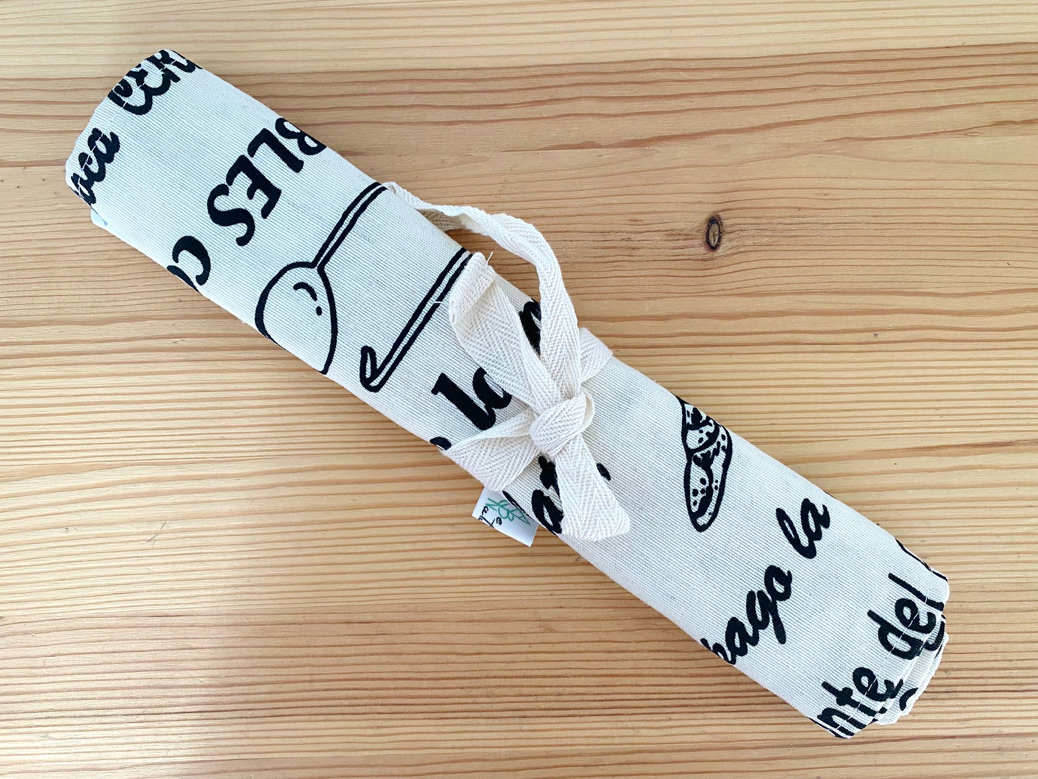 Set de mantel con cubiertos mensajes Buenos Modales