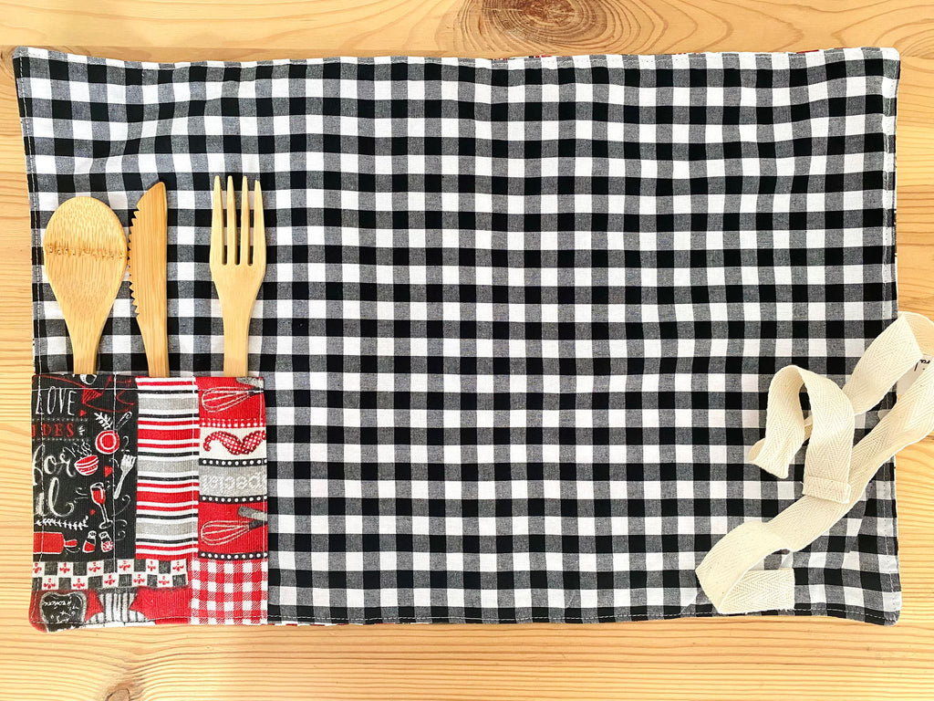 Set de mantel con cubiertos Vichy negro