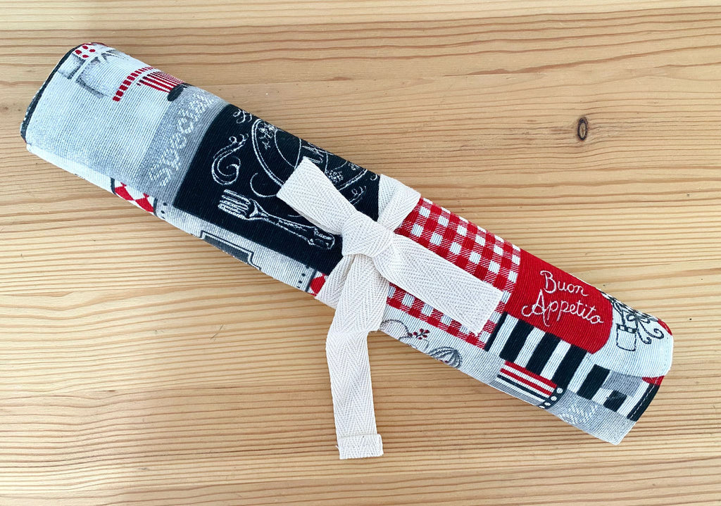 Set de mantel con cubiertos Vichy negro