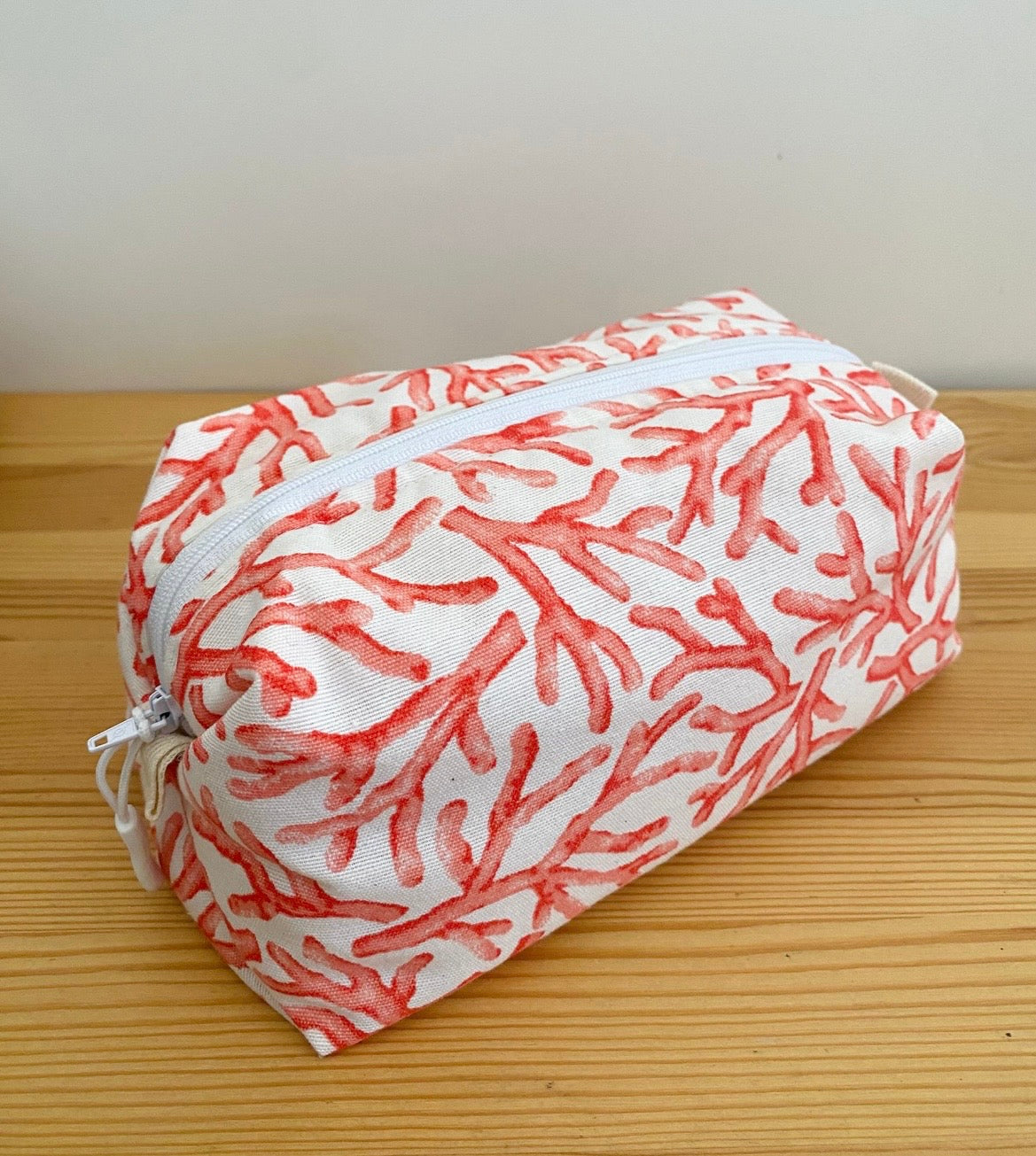 Neceser acolchado rectangular corales